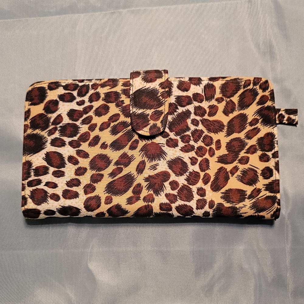 Victory animal print wallet